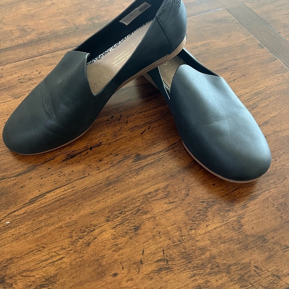 Toms Flats - Picture 4 of 6